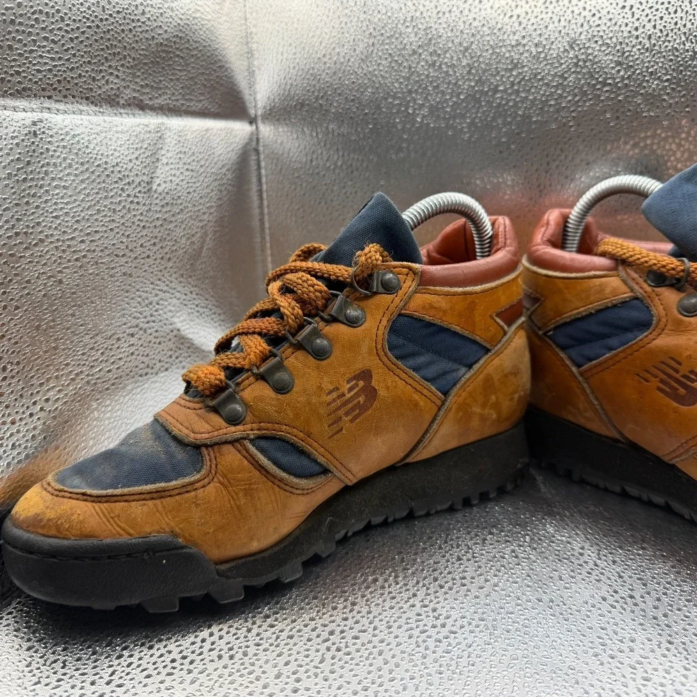 Size 6.5B New Balance Brown Blue Mens Lace-Up Suede Leather Rainier Hiking Boots